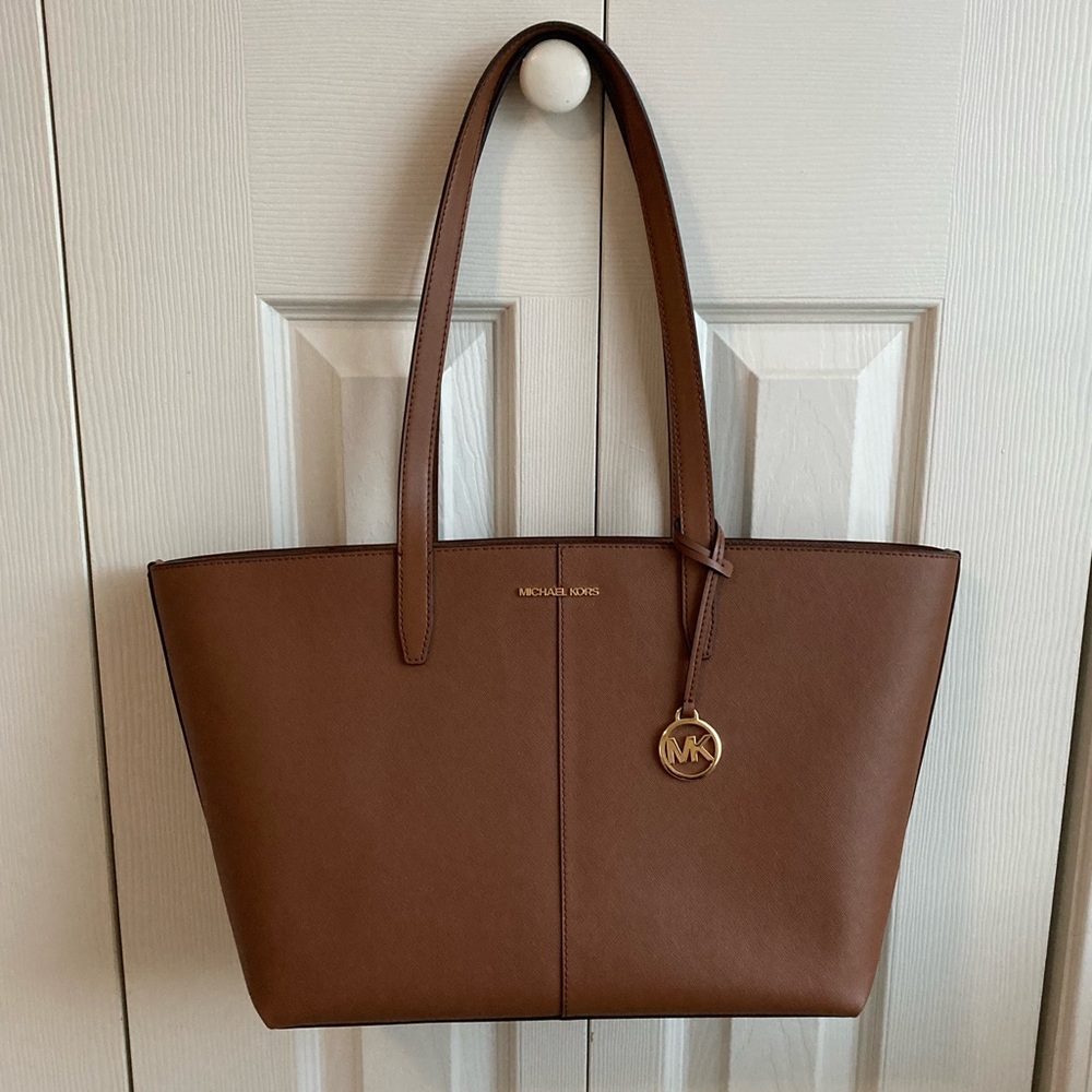 Michael Kors jet set medium tote bag
